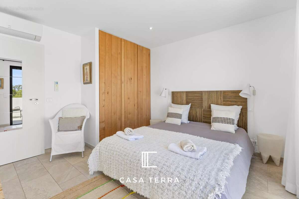 Maison à PORTO-VECCHIO