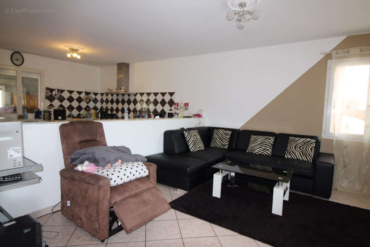 Maison de 210 m2. Terrain de 860 m2. - photo 14