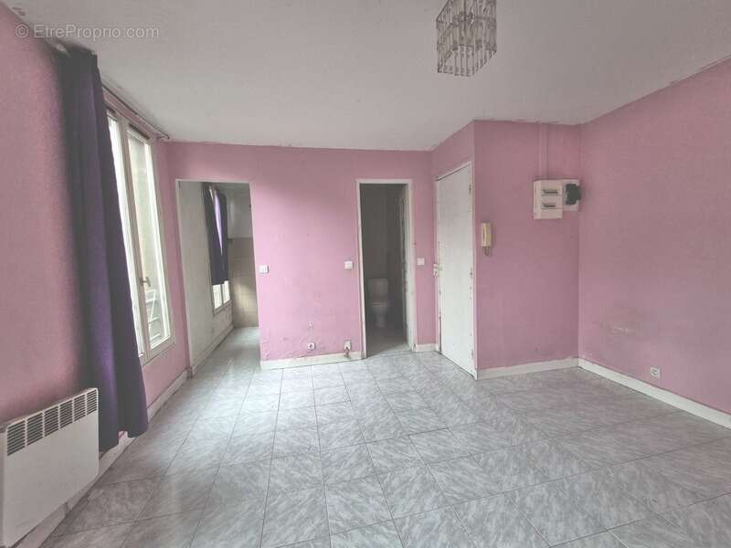 Appartement à PARIS-18E