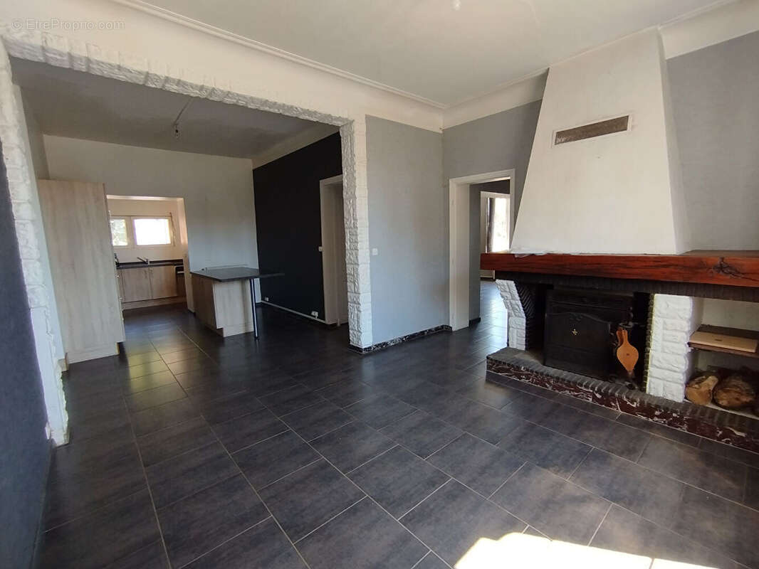 Maison SERAUCOURT-LE-GRAND 8 pièces 181 m² - photo 4