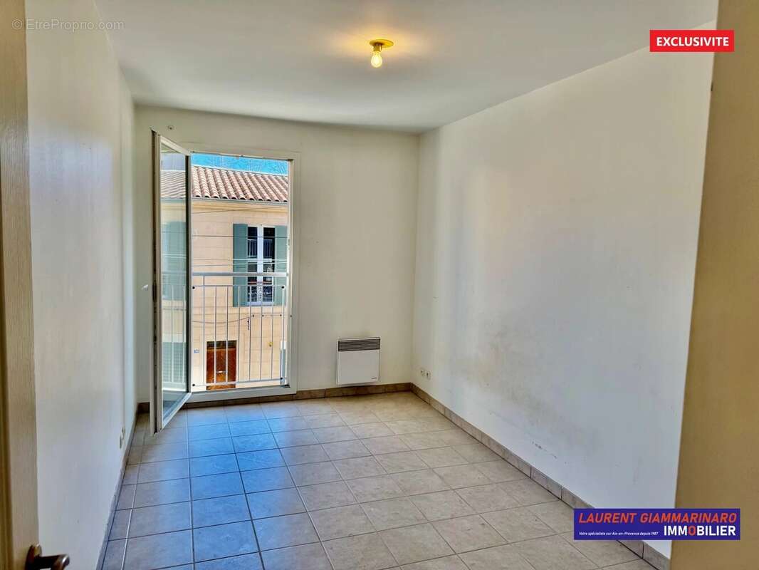 Appartement à MARSEILLE-5E