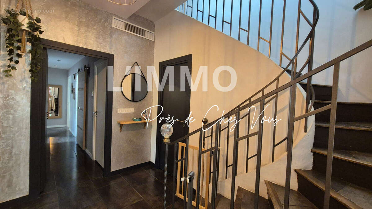 Maison à ROQUEVAIRE