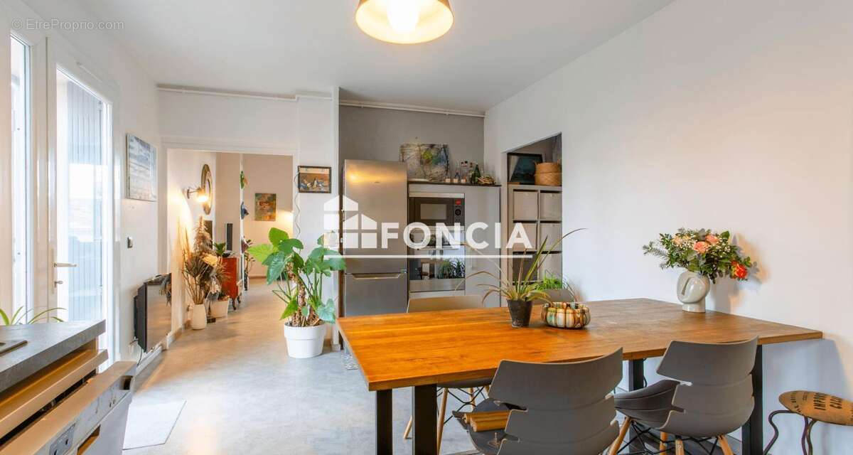 Vente nimes rare t3 _t4  de 102m2 jardin /vente interactive!!!- - photo 6