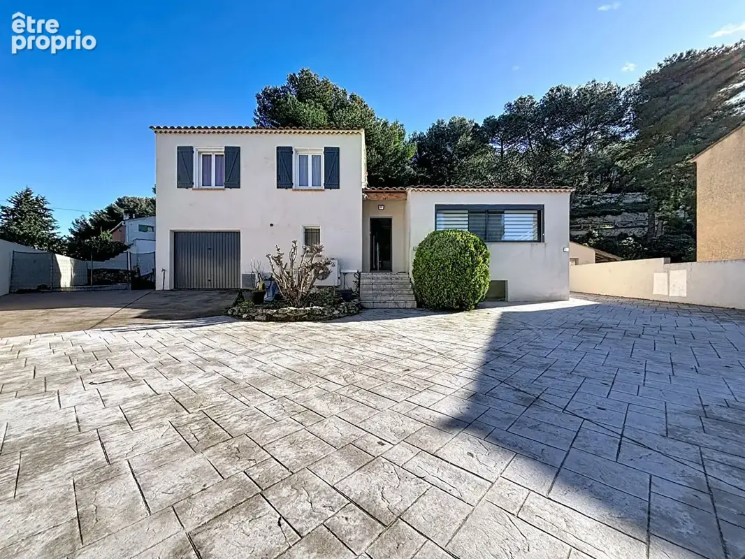 À vendre maison t5 avec piscine chauffée et garage à la couronne - photo 9