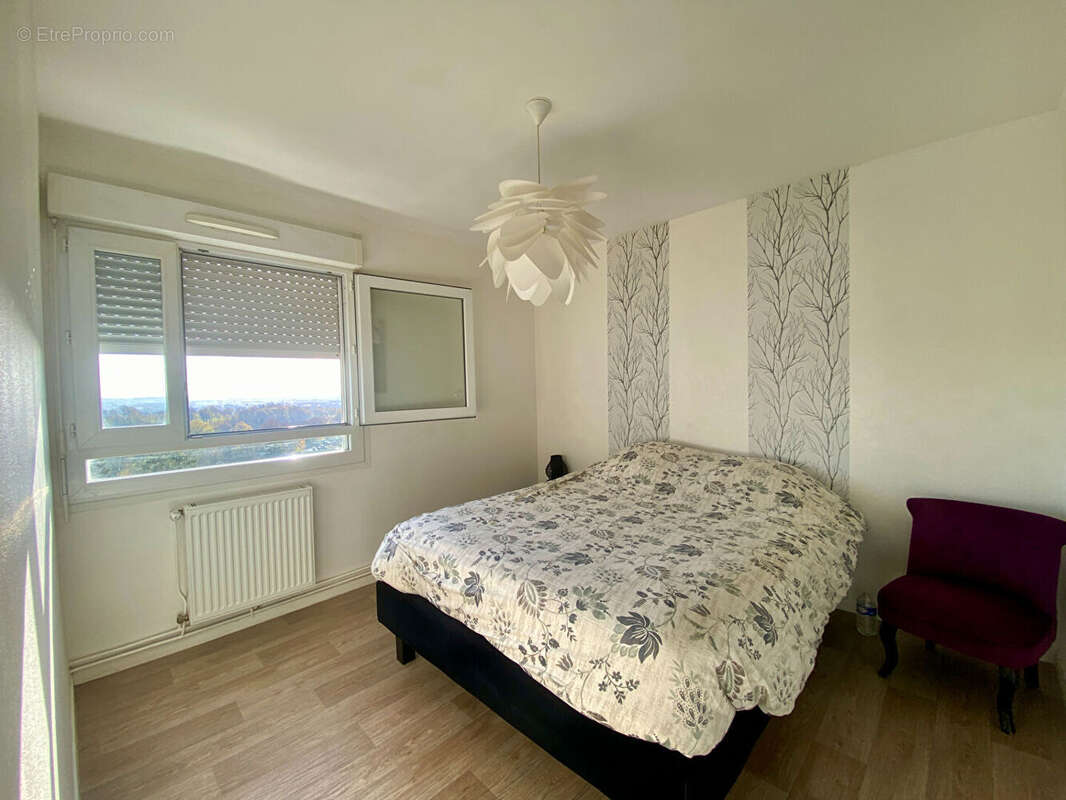 Appartement à FOUGERES