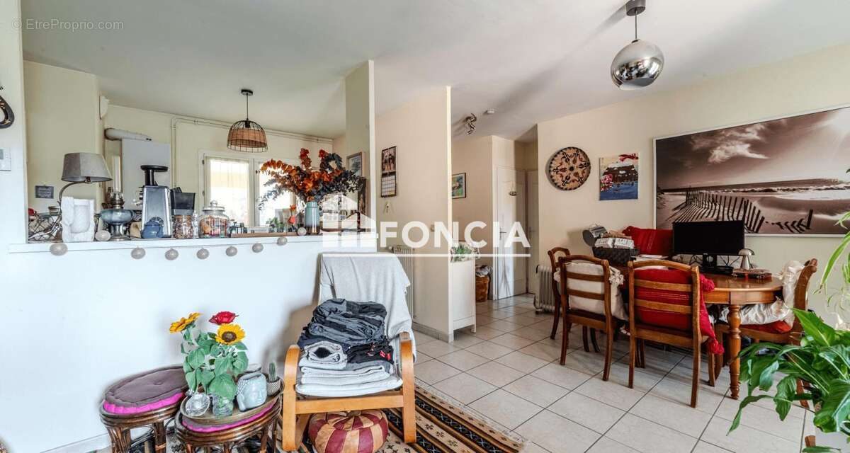 Appartement à LISSIEU