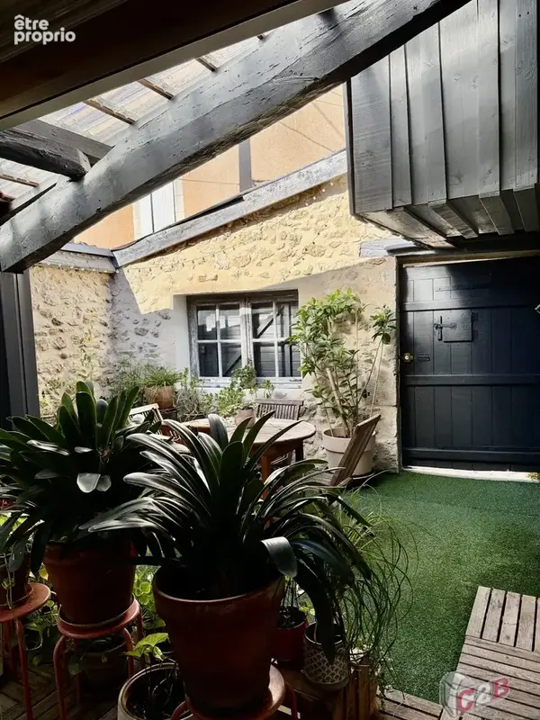 Maison de ville ancienne rénovée avec charme - photo 10