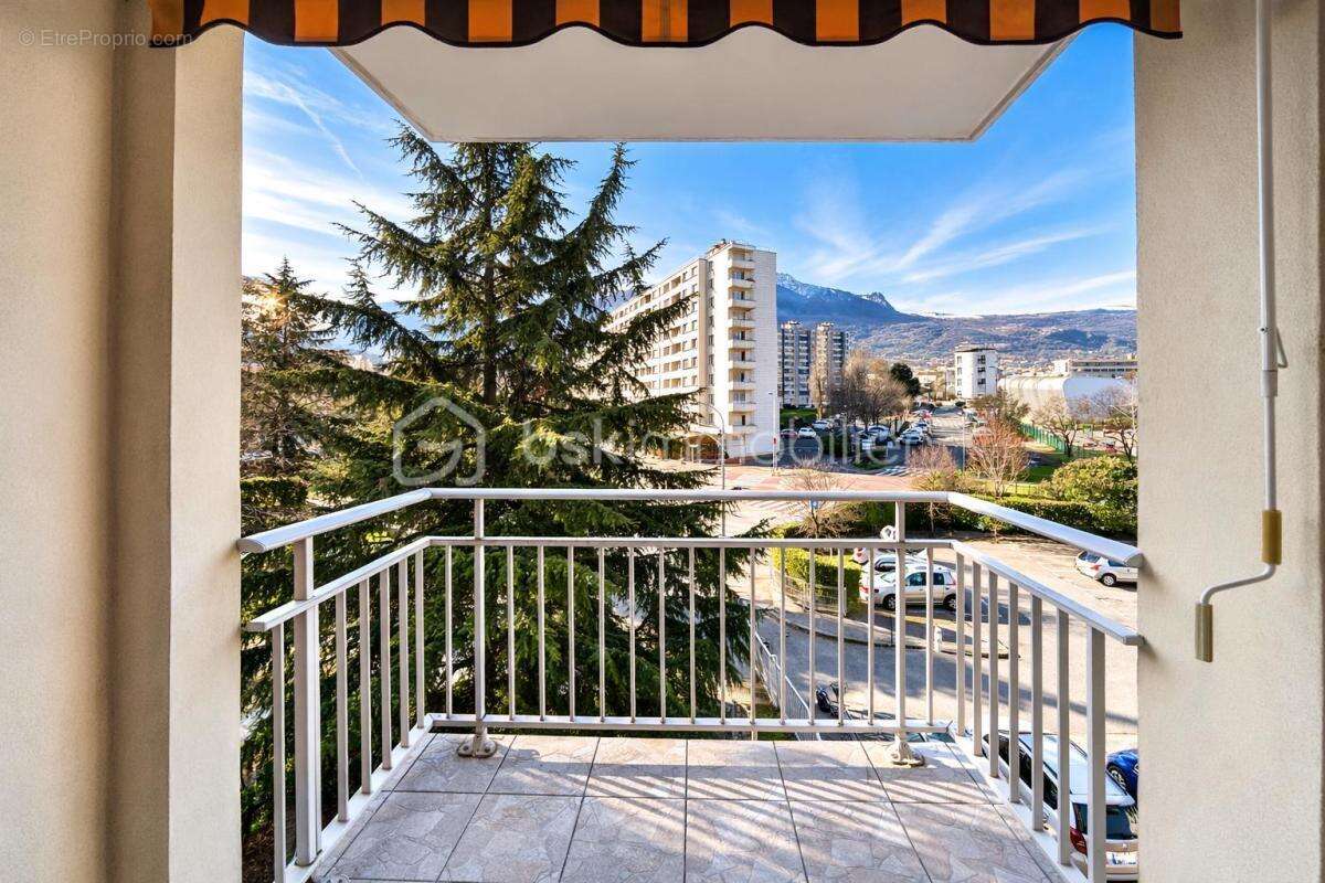 Appartement à ECHIROLLES