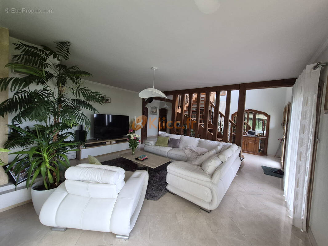 Maison à DEVILLE-LES-ROUEN