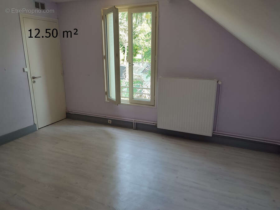 Maison indépendante avec terrain et garage à Torteron - photo 3