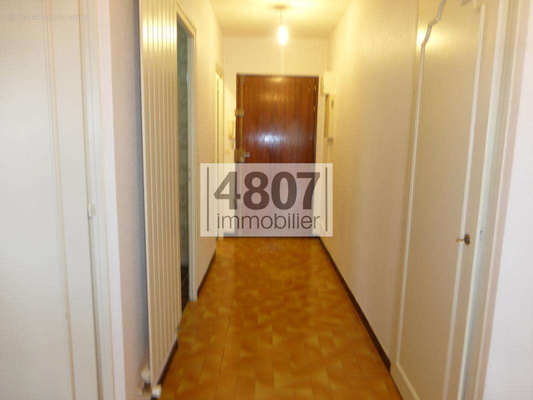 Appartement 85 m² à Gaillard  - photo 13