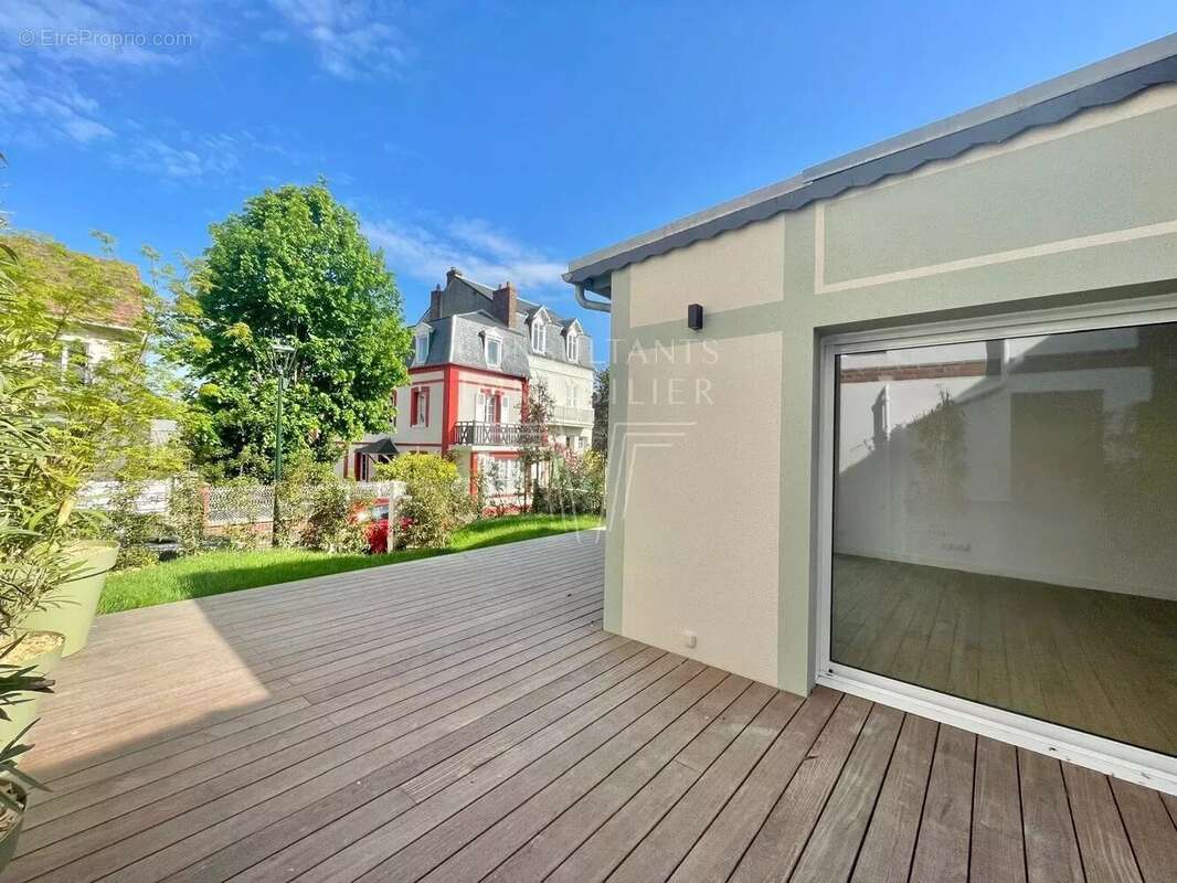 Maison à VILLERVILLE