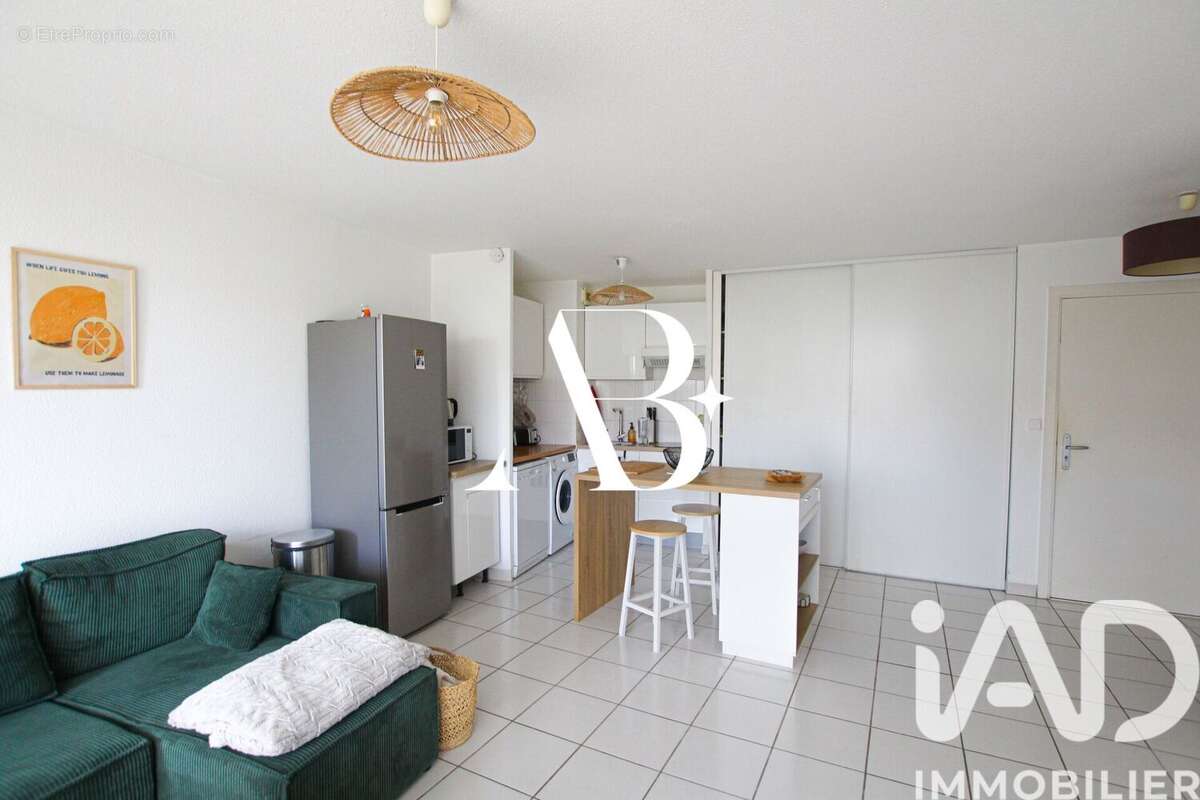 Appartement 42 m² à Saint-Macaire  - photo 5