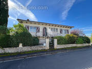 Maison à L&#039;ISLE-D&#039;ESPAGNAC