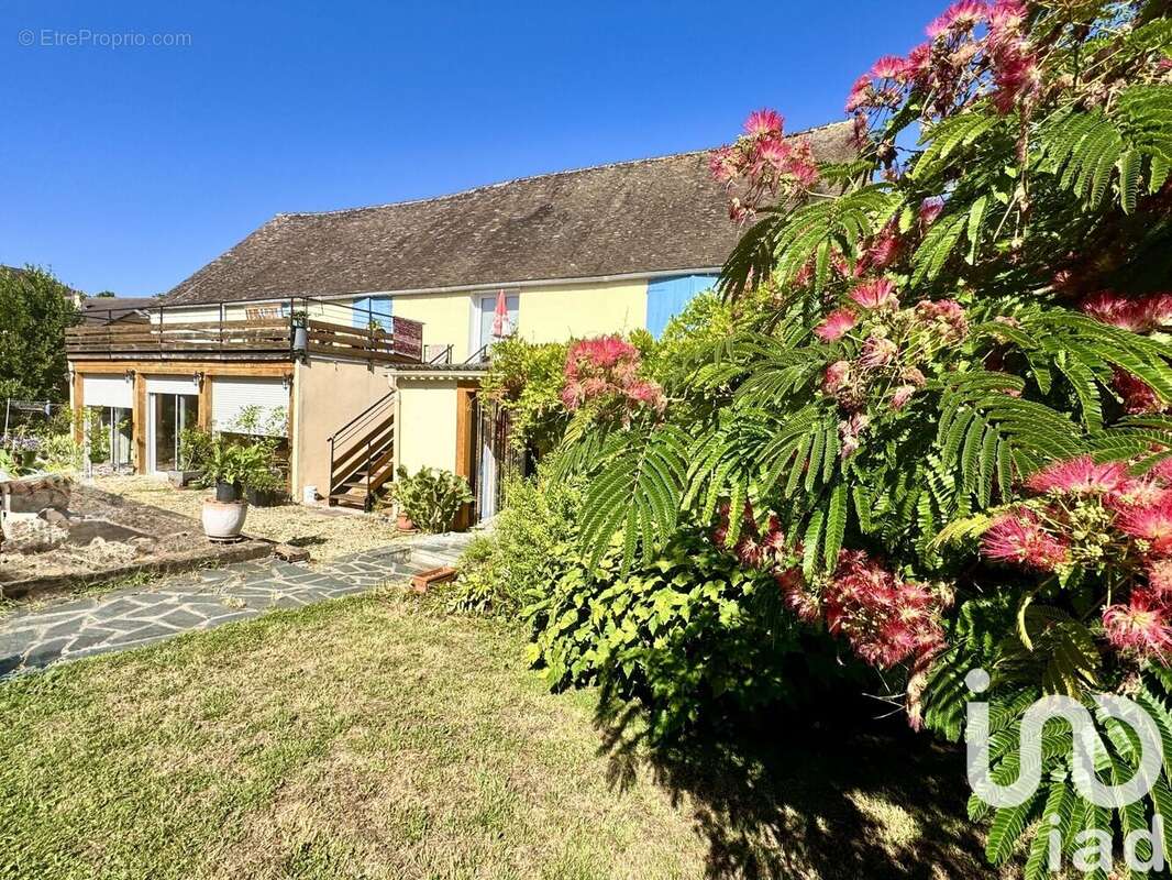 Photo 2 - Maison à PONT-SUR-YONNE