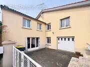 Maison à MONTFAUCON-MONTIGNE