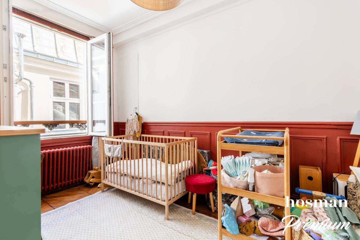 Appartement à PARIS-18E