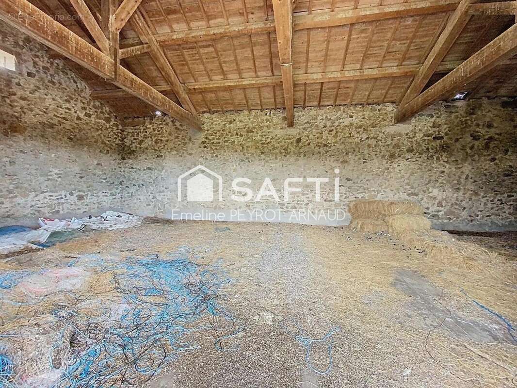 Photo 8 - Maison à COLOMBIER-LE-JEUNE