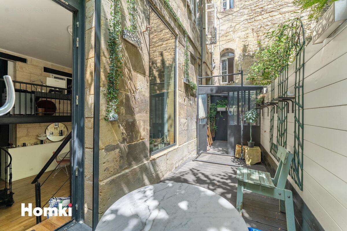 Appartement à BORDEAUX