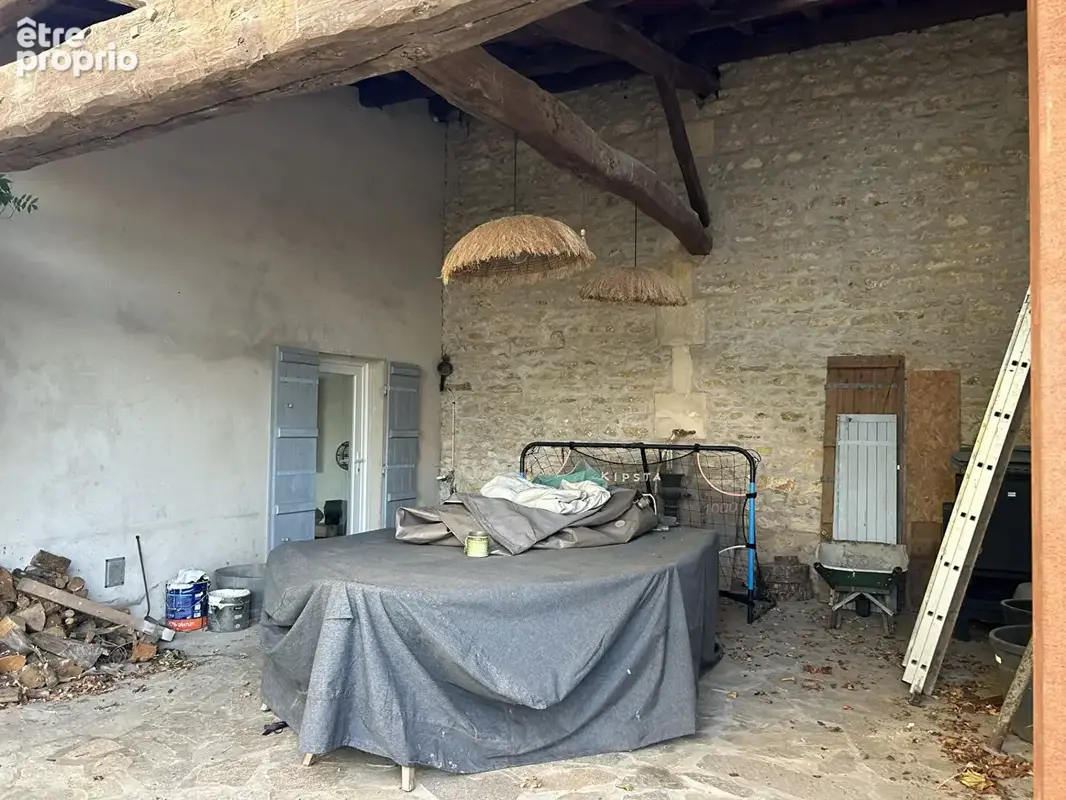 Belle maison de caractère rénovée avec élégance, aux beaux volumes et à la belle luminosité - photo 13