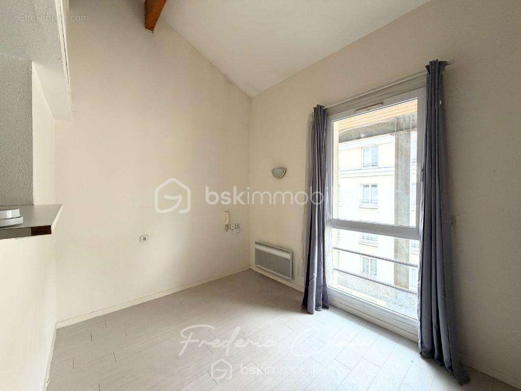 Appartement à BUSSY-SAINT-GEORGES