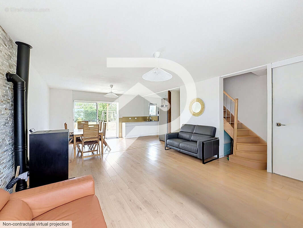 Maison familiale 2018 ? dpe a ? 128,9 m² ? 5 chambres + bureau ? terrain 786 m² - photo 2