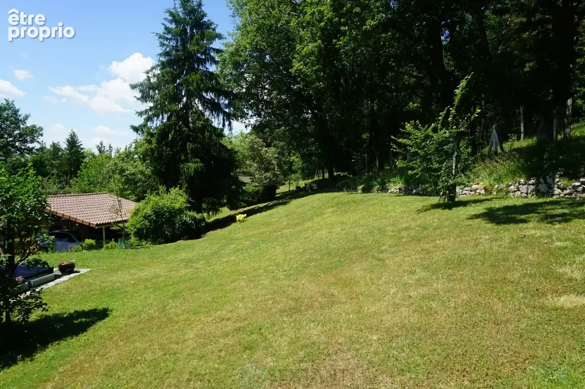 Elégante villa nichée sur les hauteurs du village de Brantôme. - photo 12