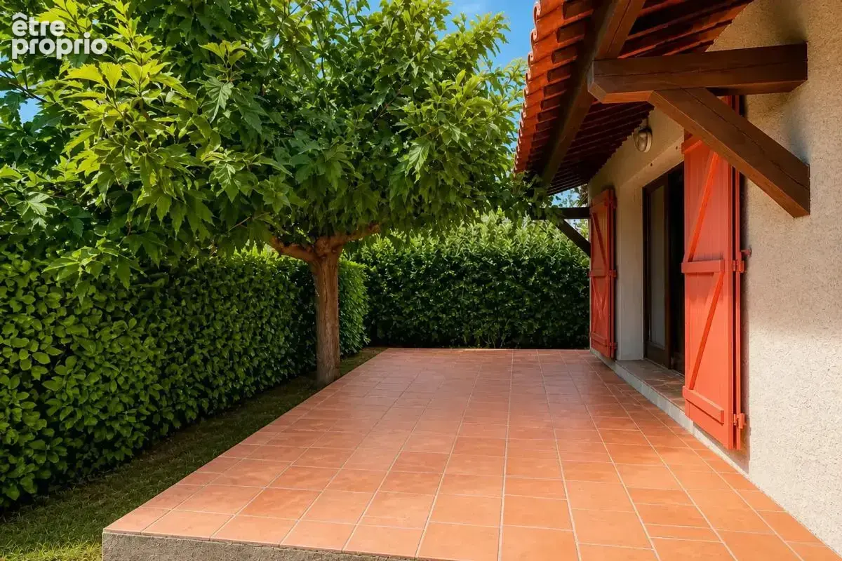 Maison à EGUILLES