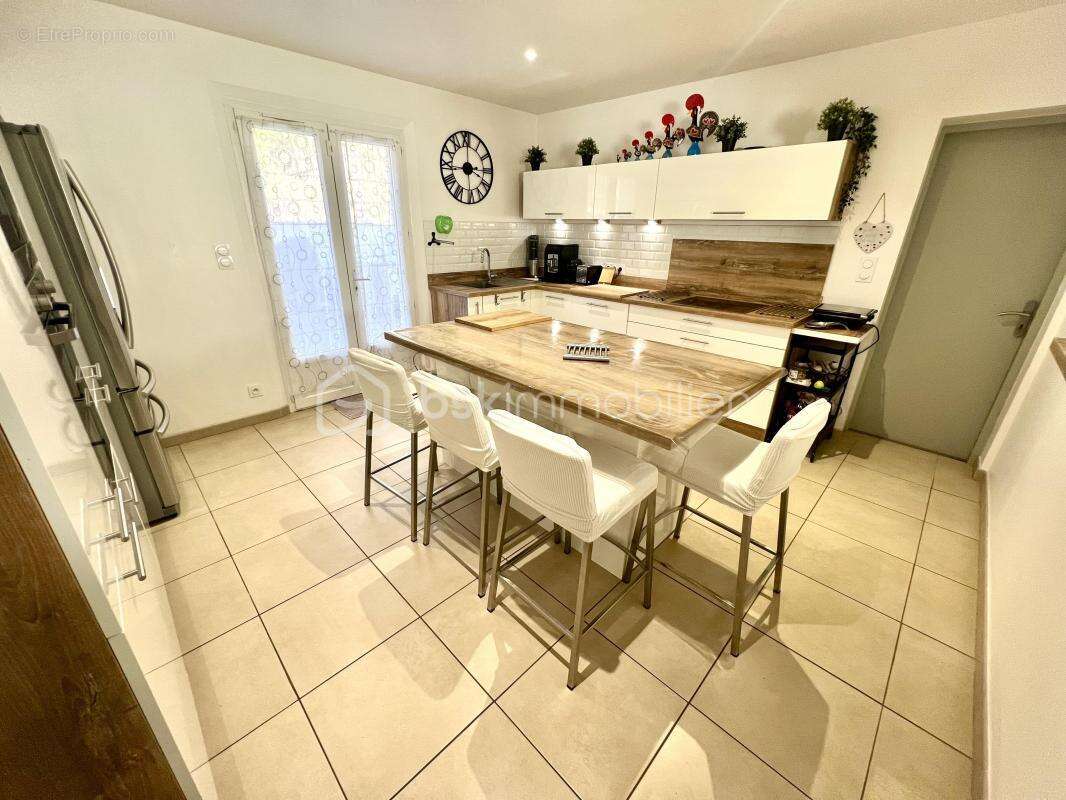 Maison à VILLECROZE