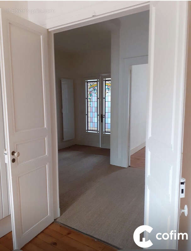 Maison 250 m² à Tarbes  - photo 8