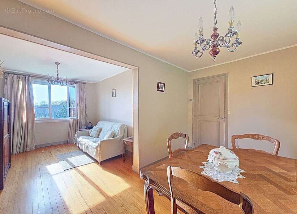 Maison avec 1273 m² de terrain idealement situee - photo 5
