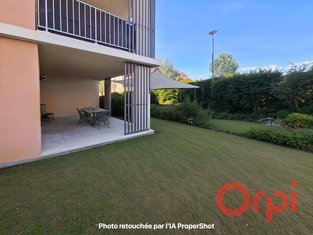Appartement à VENELLES