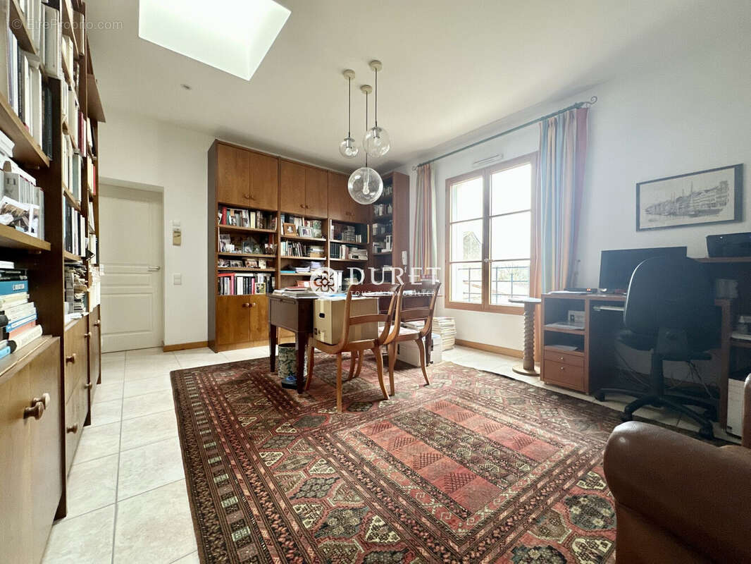 Maison à MONTAIGU