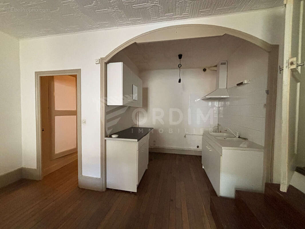 Appartement à TONNERRE