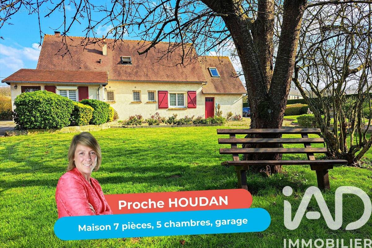 Photo 1 - Maison à HOUDAN