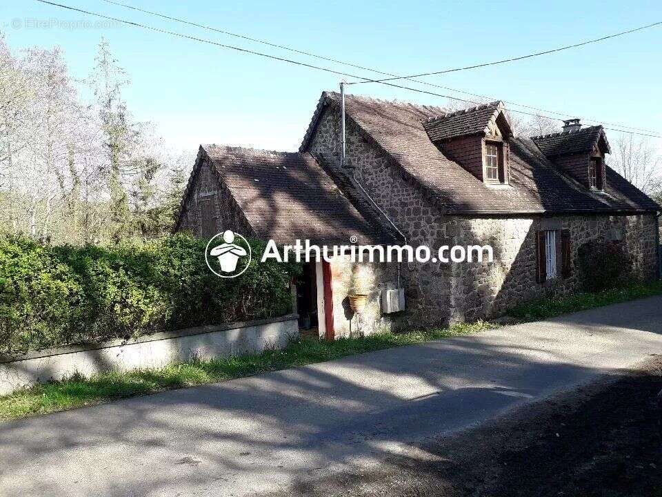 Maison à TESSE-FROULAY
