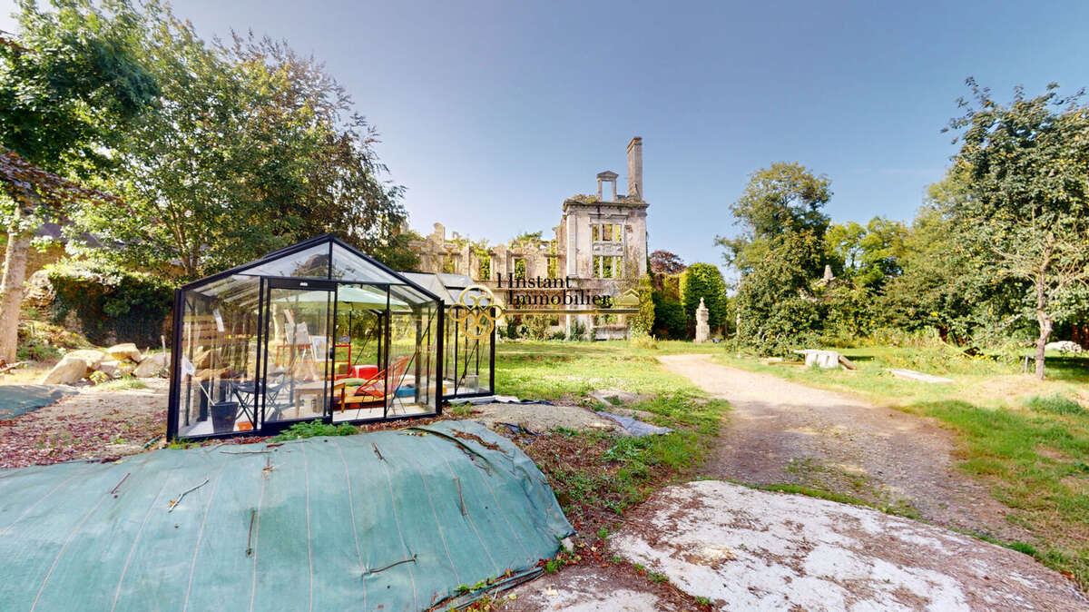 Maison à PLOUEGAT-GUERAND