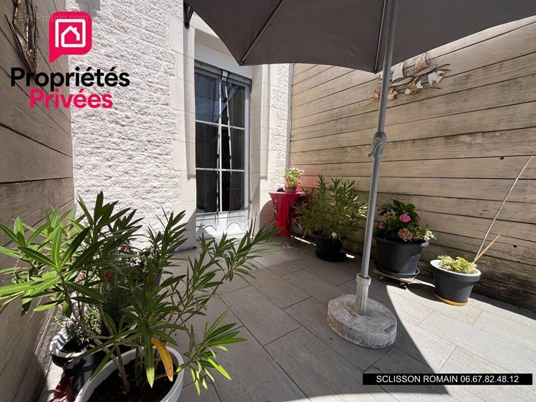 Maison à MORTAGNE-SUR-GIRONDE