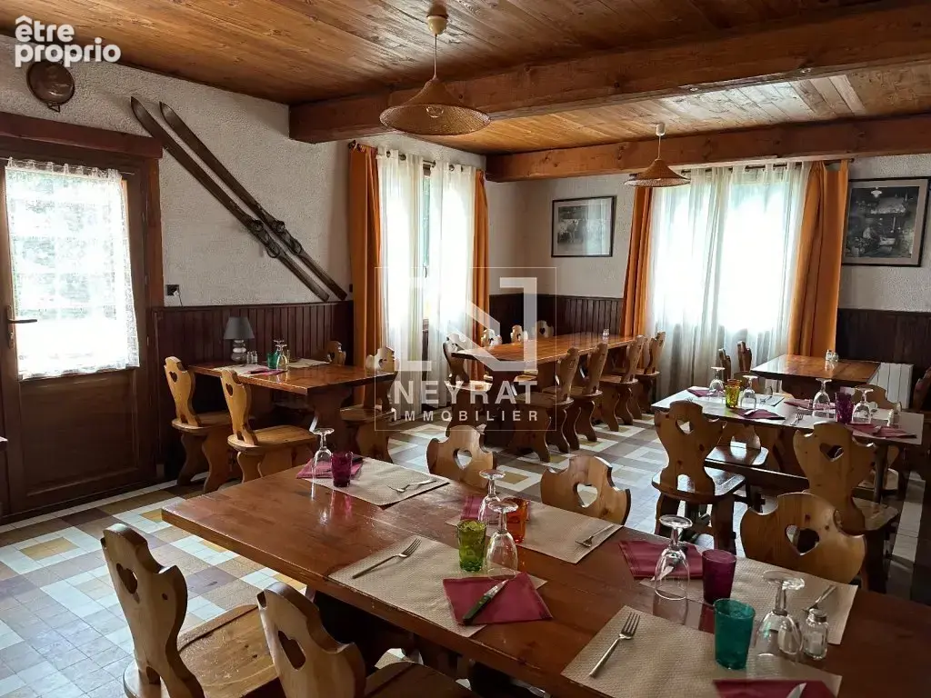 Opportunité exceptionnelle – bar-restaurant clé en main avec logement et possibilité de gérance – fort potentiel à saint-yan - photo 2
