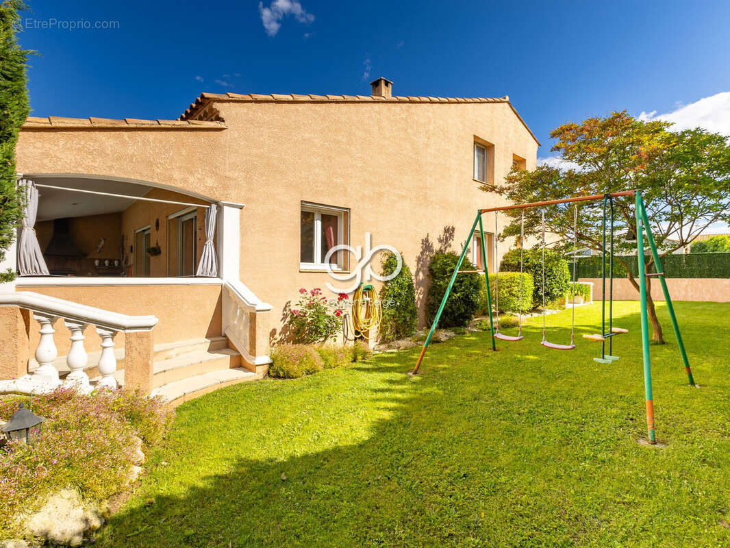 Maison à BEAULIEU