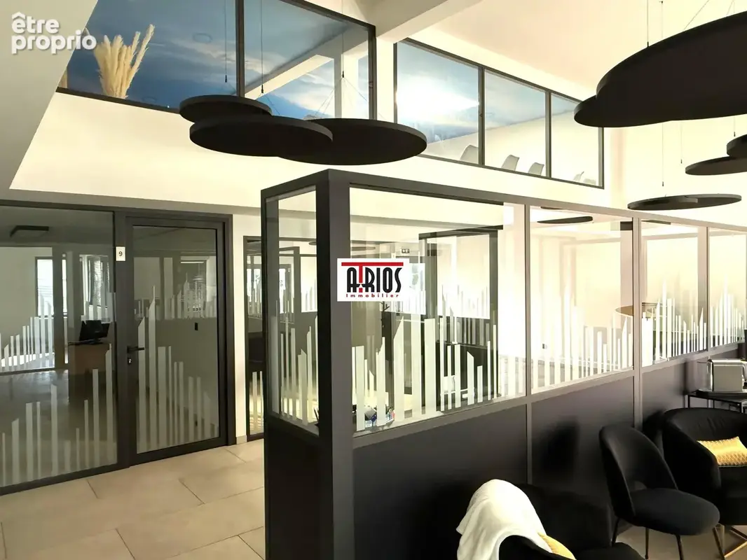 Commerce 492 m² à vendre à Cuers (83390) - photo 4