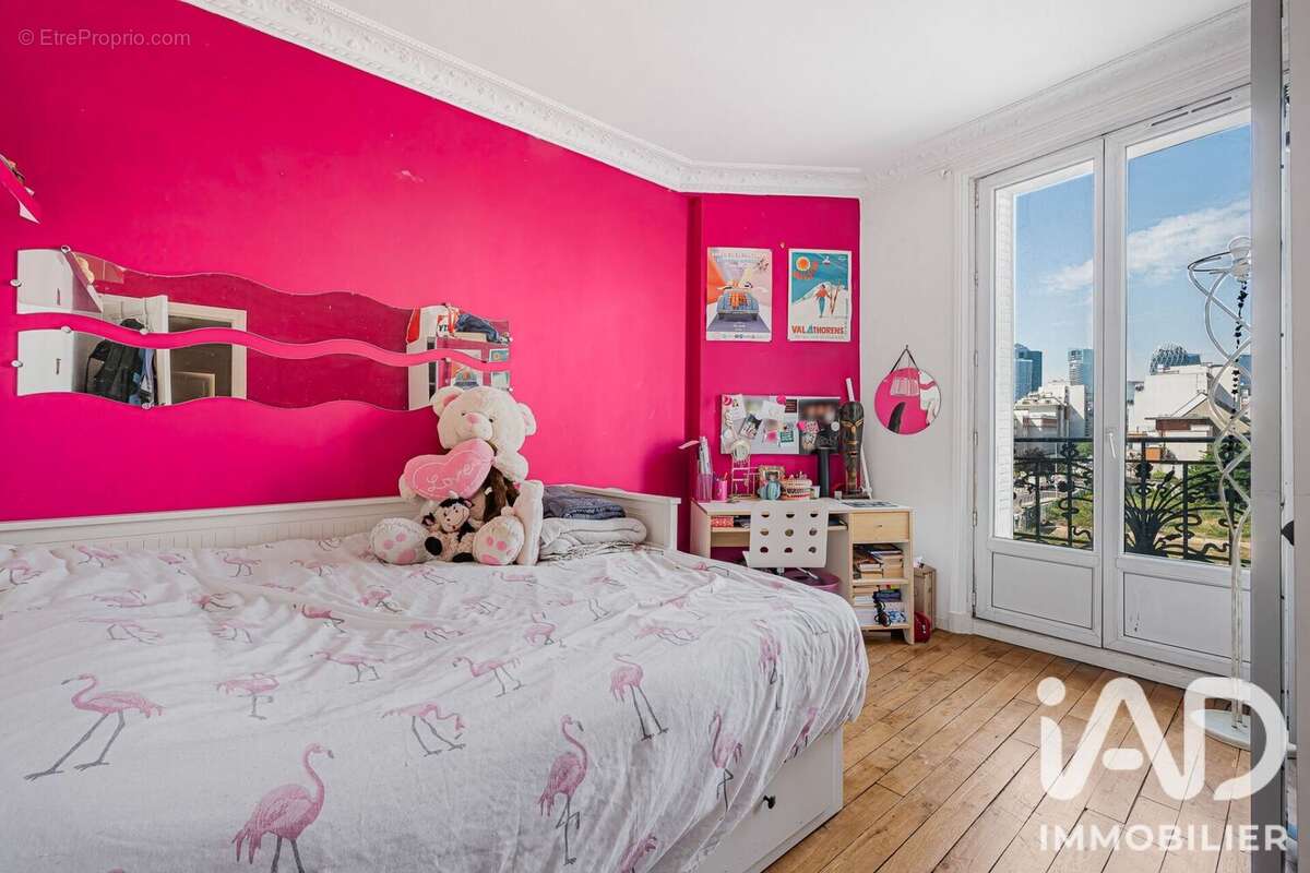 Photo 6 - Appartement à COURBEVOIE