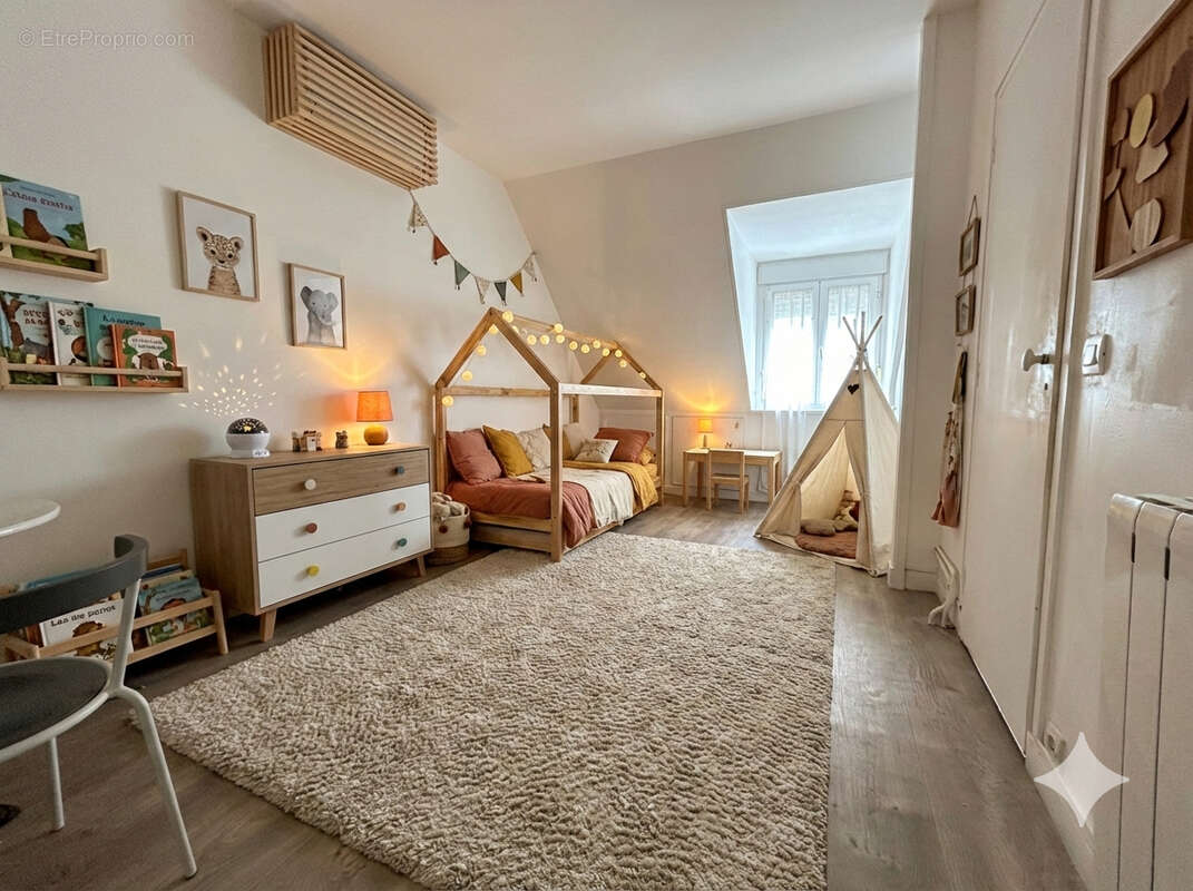 Maison à VERT-SAINT-DENIS