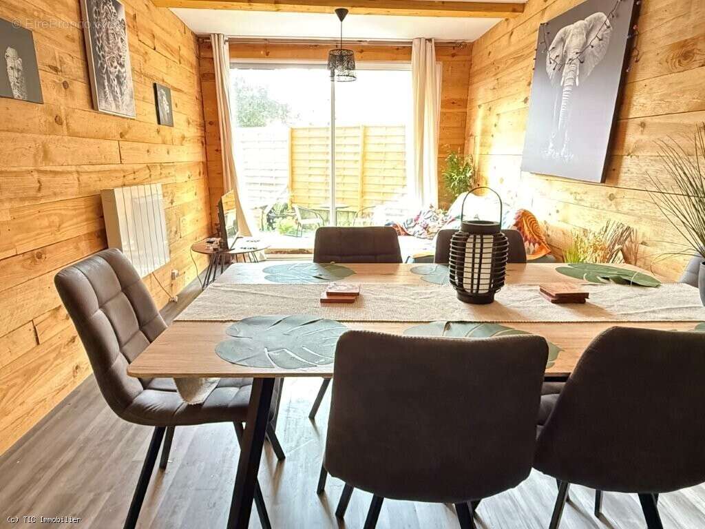 Maison à RUFFEC