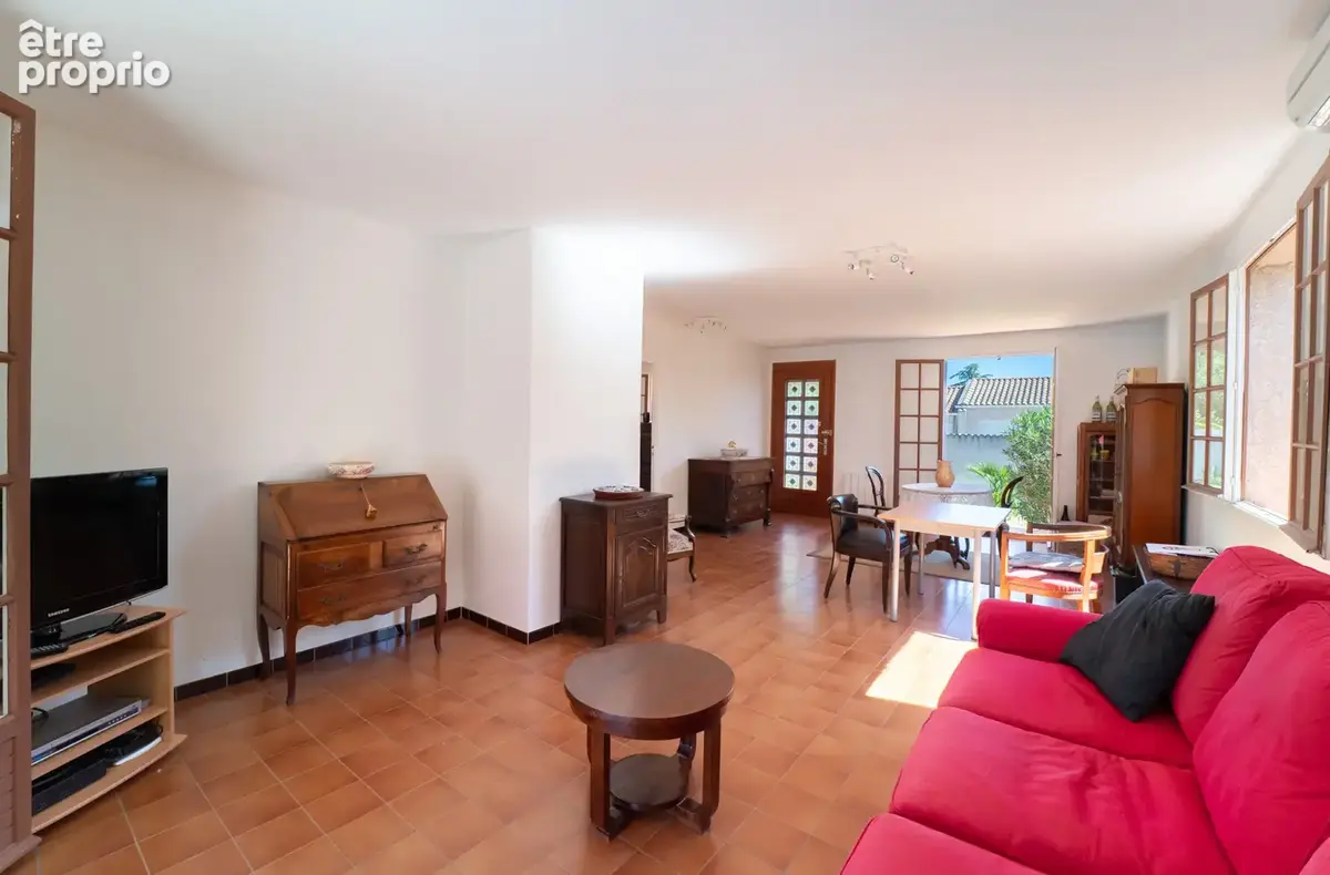 Lunel nord   villa de plain-pied, piscine & 1 048 m2 de terrain constructible - photo 14