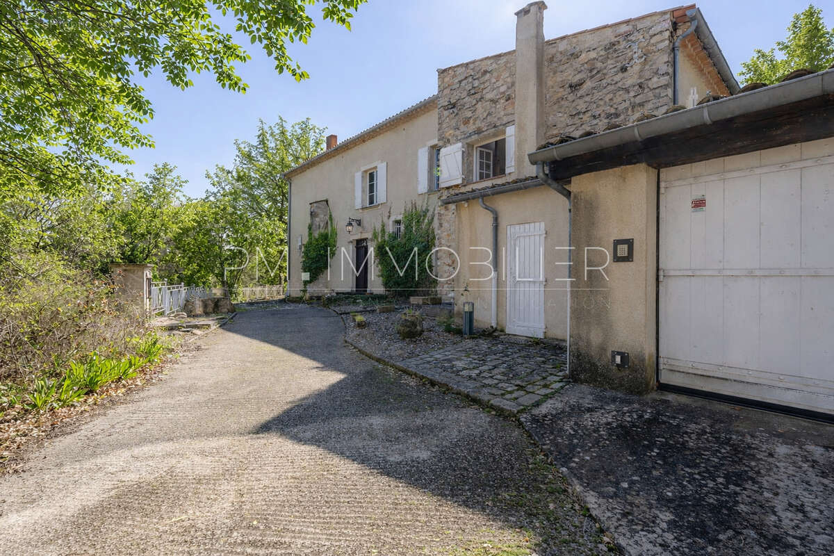 Maison à ANSOUIS