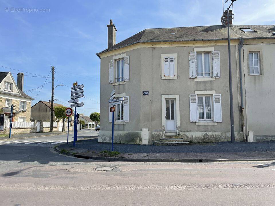 Maison à PORT-EN-BESSIN-HUPPAIN