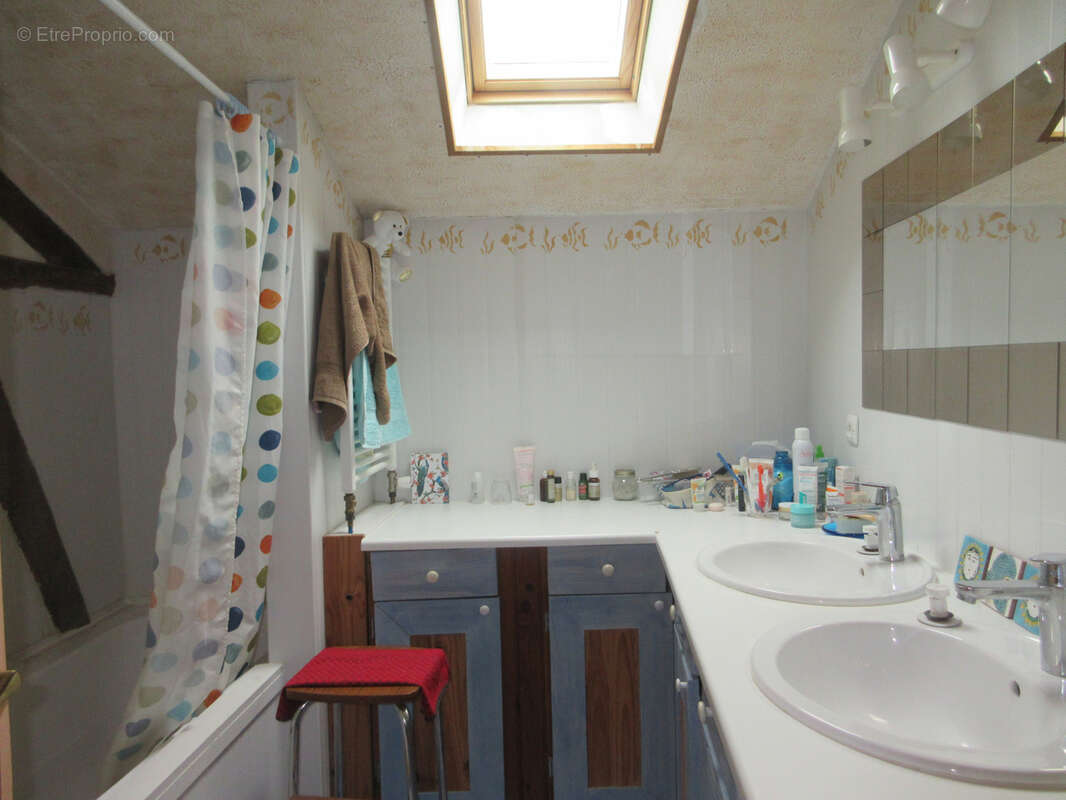 Maison à SAINT-MARCEL