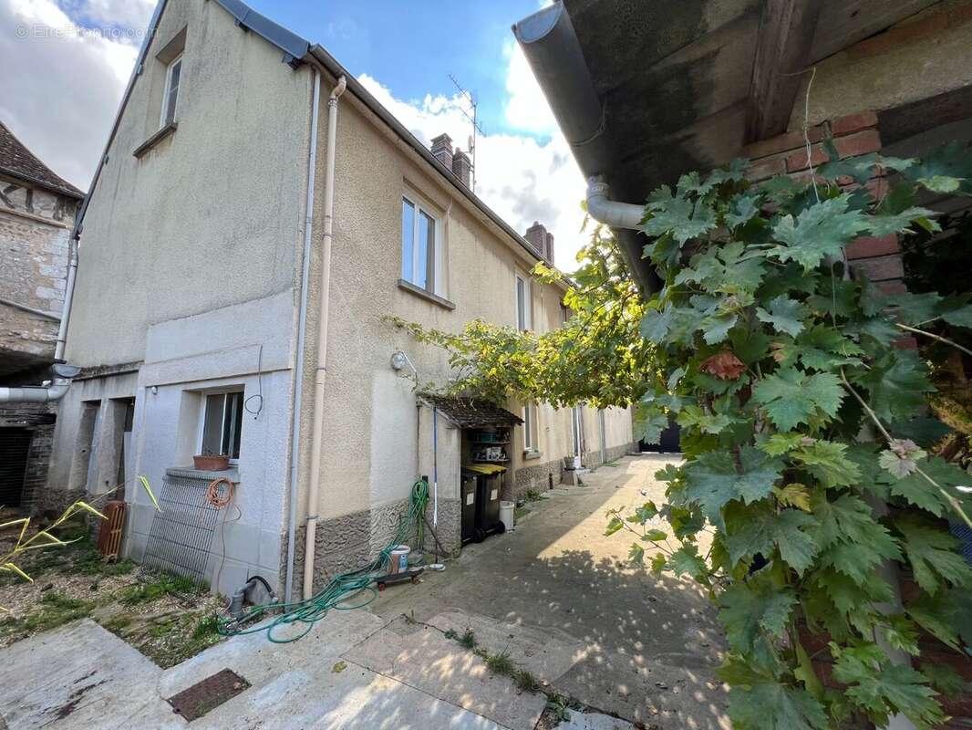 Maison 209 m² à Gaillon  - photo 8