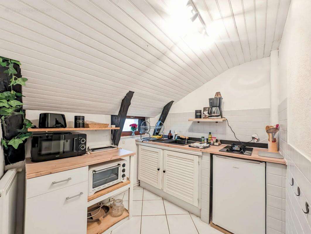 Maison à SAINT-BEAUZELY